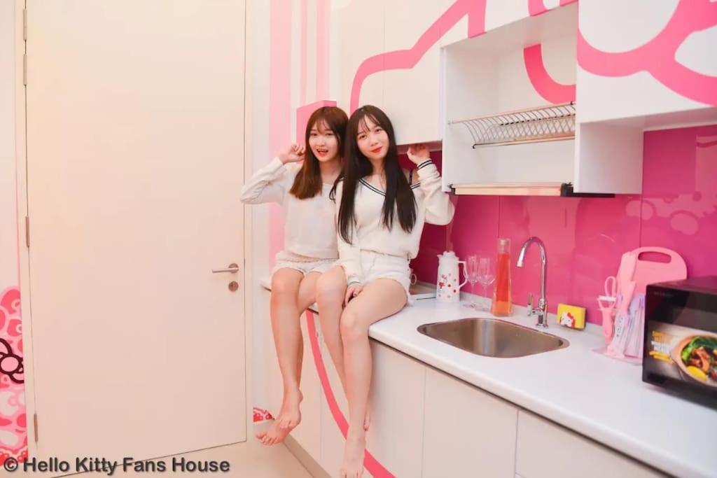 Play At Hello Kitty Kawaii Fun House Apartment Kuala Lumpur Exterior photo